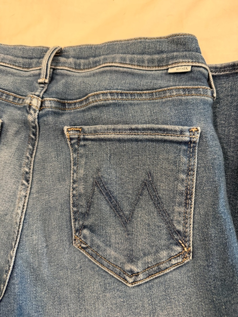 Mother The Outsider Skimp Jeans in Dugout Doobies Wash - Size 29 - Picture 3 of 6